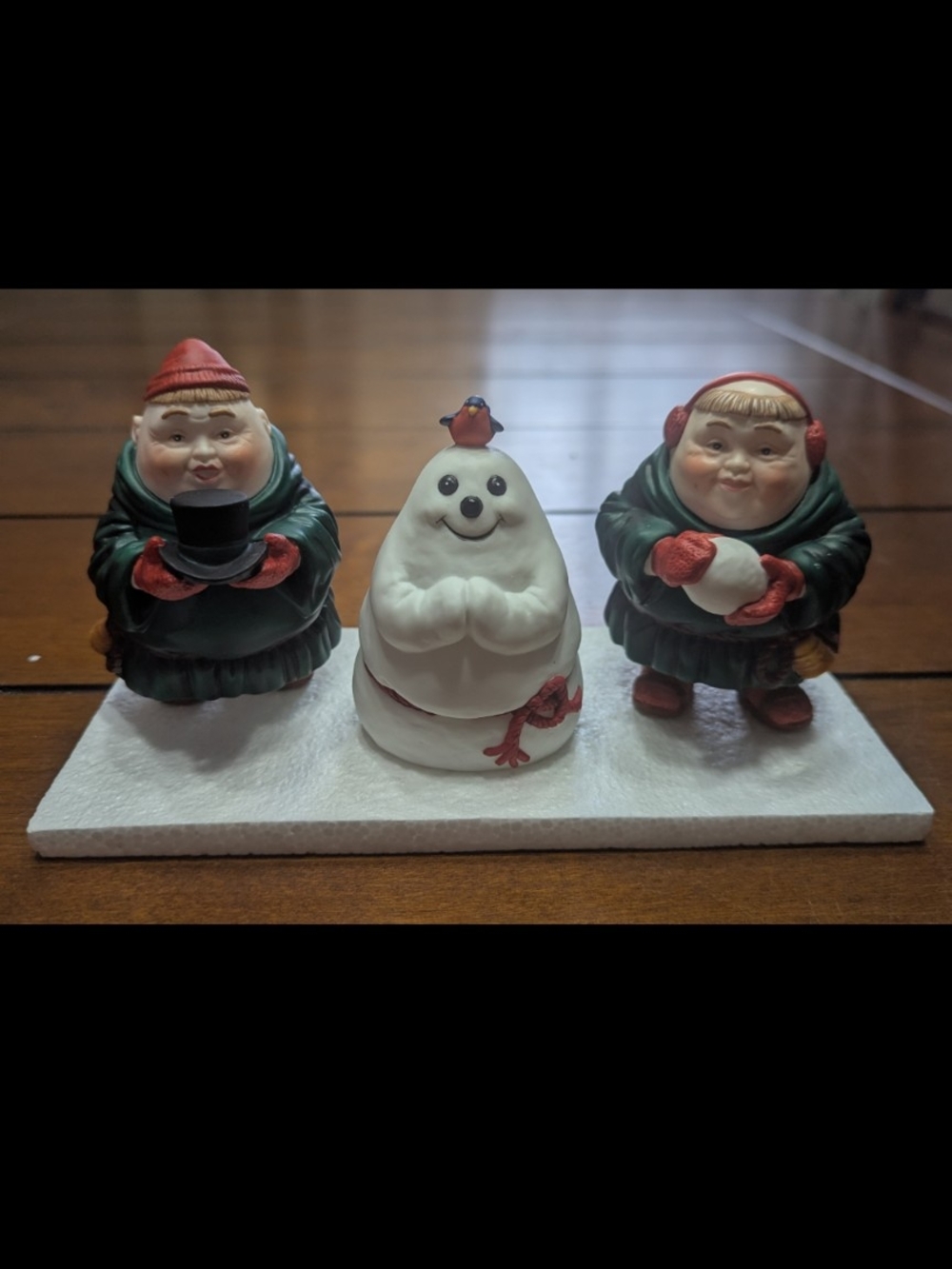 Department 56 - Merry Makers - Seymore, Seigfried And The Snowman
